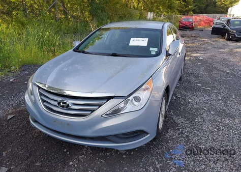 2014 Hyundai Sonata Gls z USA, uszkodzony, nr VIN 5NPEB4AC3EH826724